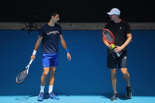 Serbia avisa de posibles sanciones a Djokovic por saltarse el aislamiento Serbia avisa de posibles sanciones a Djokovic por saltarse el aislamiento