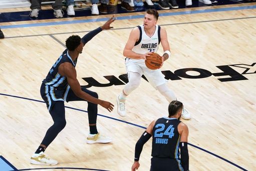 108-85: Los Knicks desquician en Nueva York a Luka Doncic y los Mavericks 108-85: Los Knicks desquician en Nueva York a Luka Doncic y los Mavericks
