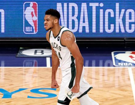 118-99: Los Bucks y Antetokounmpo arrollan sin piedad a los Warriors 118-99: Los Bucks y Antetokounmpo arrollan sin piedad a los Warriors