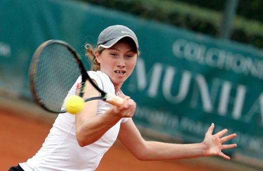 Bucsa, única española en superar la fase previa Bucsa, única española en superar la fase previa