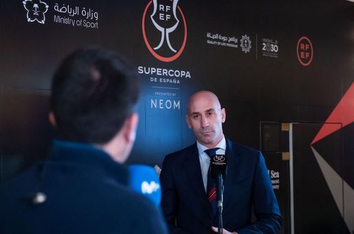 Rubiales mete baza en la polémica del derbi desde Riad Rubiales mete baza en la polémica del derbi desde Riad
