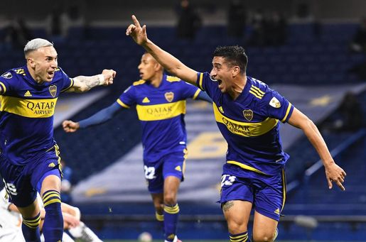 Boca Juniors consigue su primera victoria del año frente a Colo Colo Boca Juniors consigue su primera victoria del año frente a Colo Colo