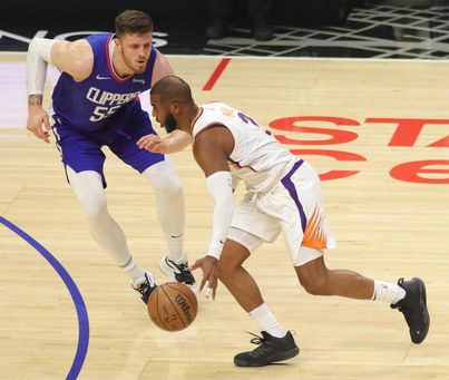Suns, Bulls y Cavaliers sudan para ganar en un día de favoritos en aprietos Suns, Bulls y Cavaliers sudan para ganar en un día de favoritos en aprietos