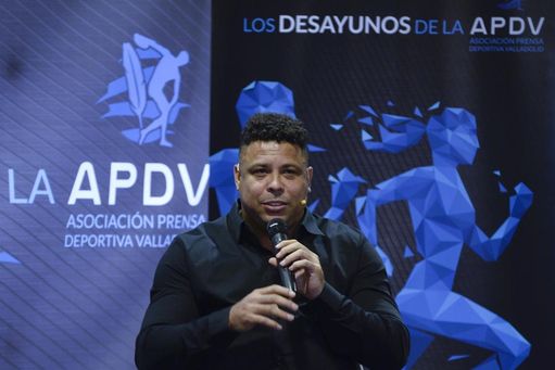 Ronaldo: "Solo vendería el Real Valladolid a alguien que mejore el club"