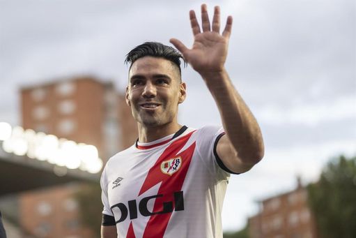 Falcao: "Los delanteros estamos para aprovechar los minutos de calidad" Falcao: "Los delanteros estamos para aprovechar los minutos de calidad"