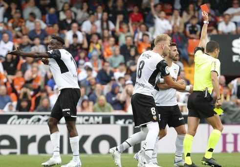 Uno que se pierde ya seguro la revancha del Valencia ante el Betis tras la final de Copa Uno que se pierde ya seguro la revancha del Valencia ante el Betis tras la final de Copa
