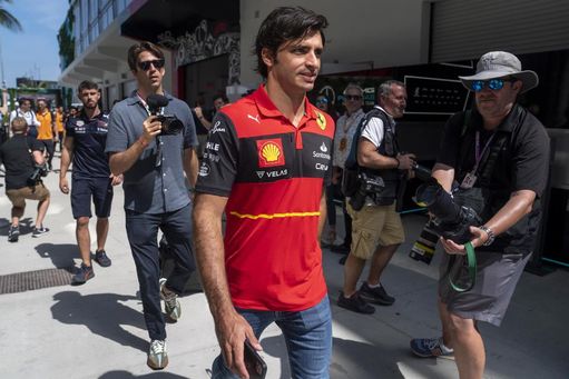 Sainz pone como ejemplo al Real Madrid para revertir su inicio en la F1