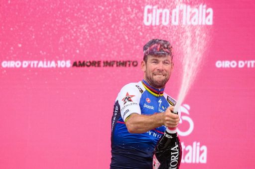 Cavendish: "Es muy especial volver a ganar en el Giro"