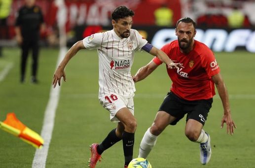 Jesús Navas, que vio al Sevilla "insistiendo hasta el final", habla de la lesión que le sacó del partido
