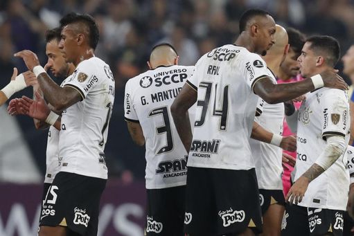 Corinthians empate a domicilio y duerme provisionalmente como líder en Brasil