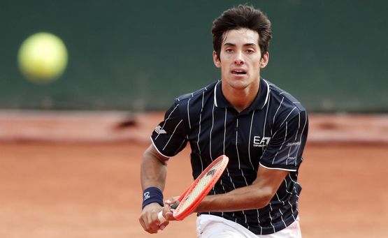 El chileno Garín pasa a tercera ronda de Roland Garros