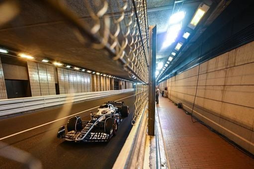 Leclerc y Sainz contraatacan en Mónaco y 'Checo' mejora a 'Mad Max'
